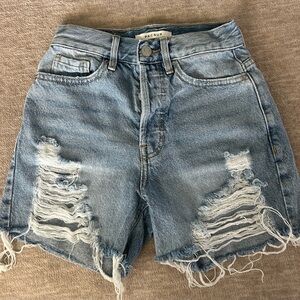 PacSun 90's Girlfriend Cutoff Shorts Size 22